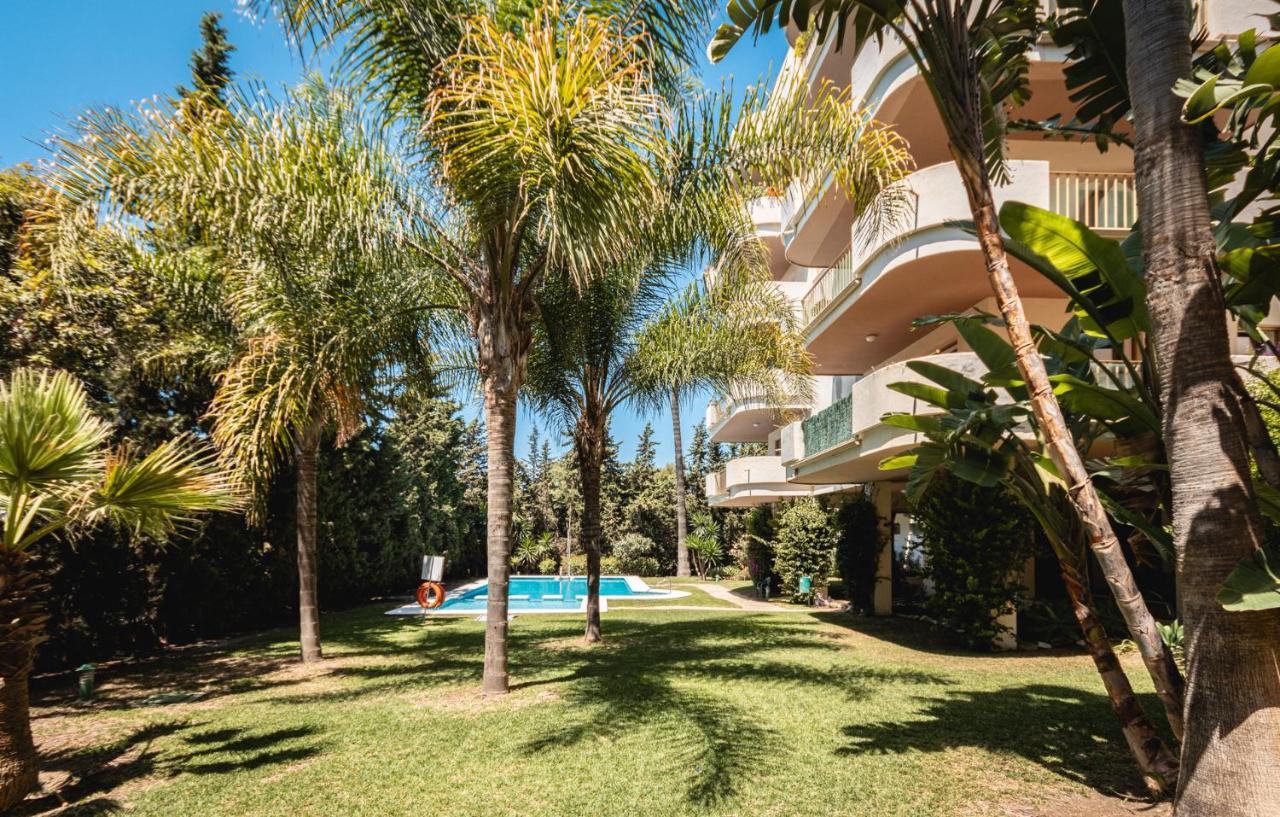 Apartment Puerto Banus Marbella Esterno foto